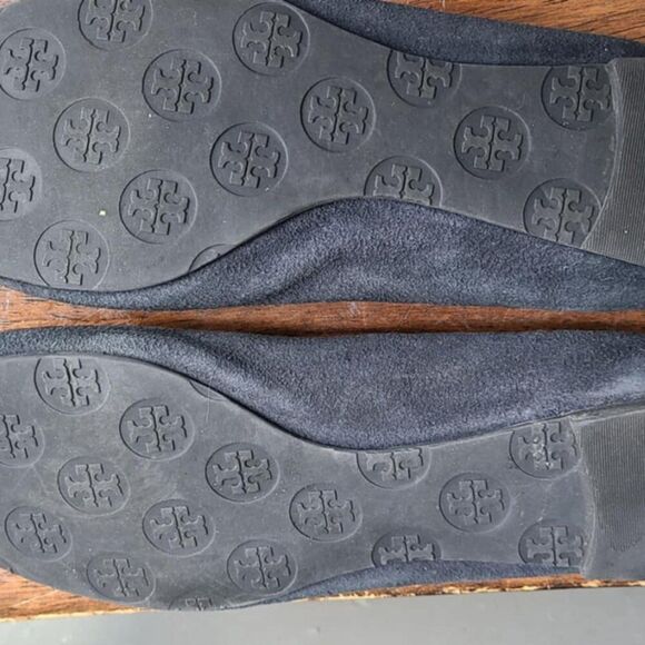 Tory Burch Navy Suede Reva Flats with Logo size 8 - Picture 6 of 12